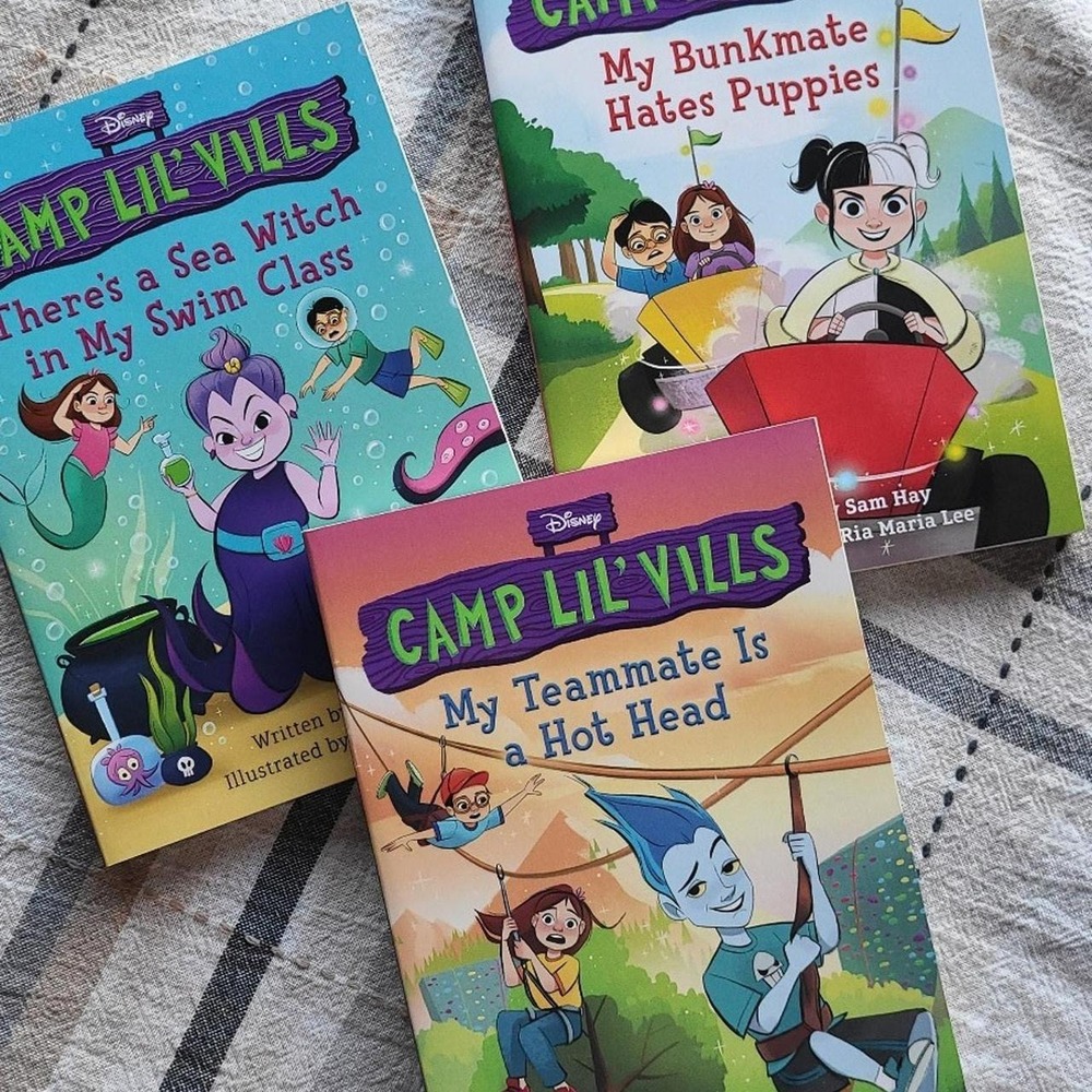 Disney CAMP VILLES 3 books. NEW.